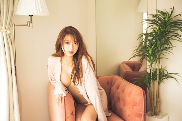 叶 芽依プロフィール写真12